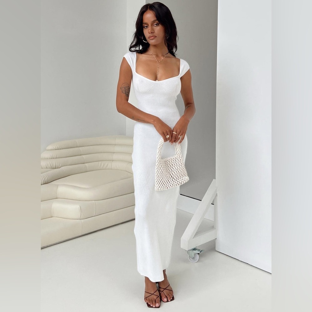 princess polly white knit dress | Dresses | Princess Polly Sweetheart Bodycon Sweater Nwot glitter mesh dress